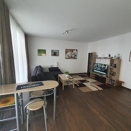 Park West Apartment - Free Parking Budapest Exterior foto