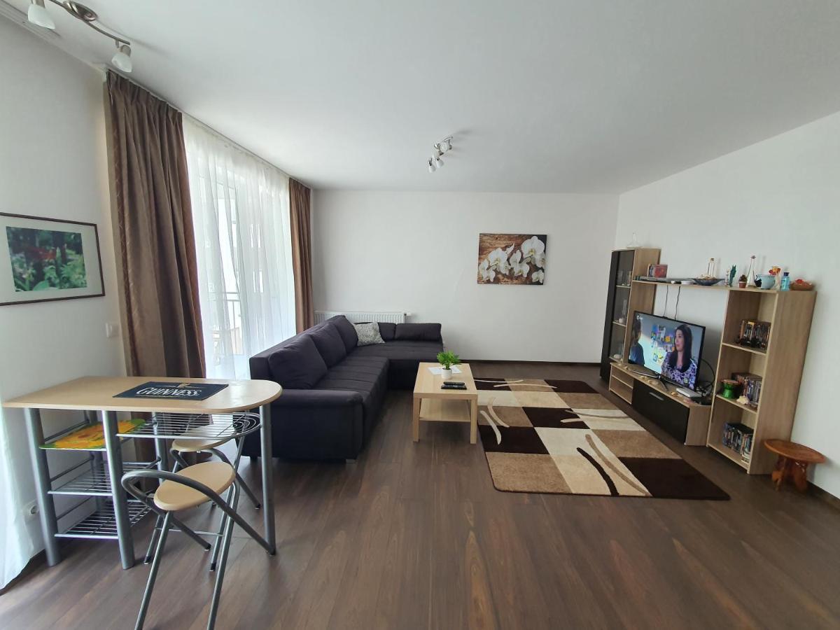 Park West Apartment - Free Parking Budapest Exterior foto